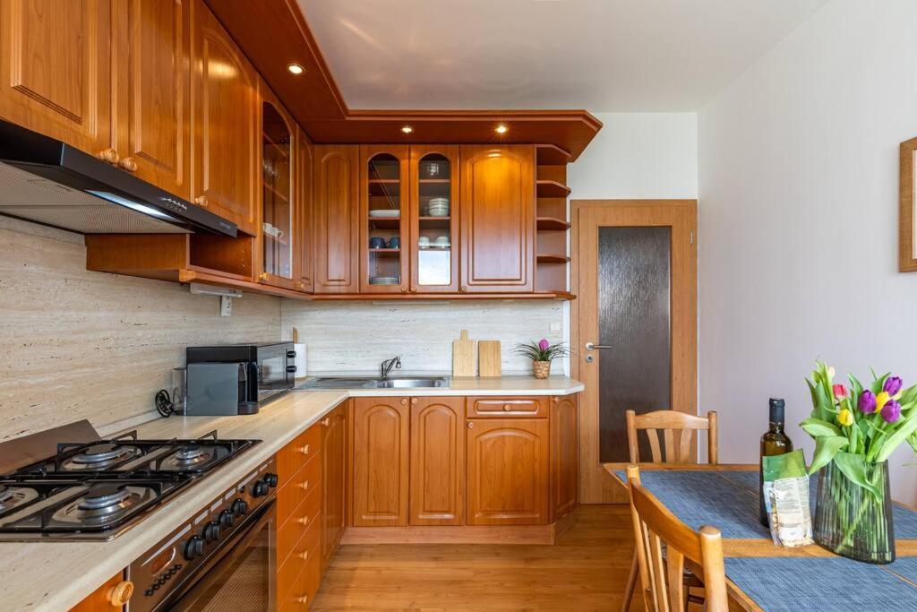 Duna Retreat: City Serenity Братислава Экстерьер фото