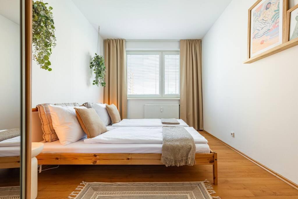 Duna Retreat: City Serenity Братислава Экстерьер фото